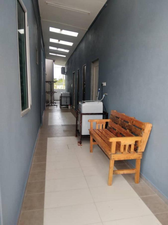 Yasmeen Studio Roomstay Kijal - Room 1 - For Two Person Islam Guest Only エクステリア 写真